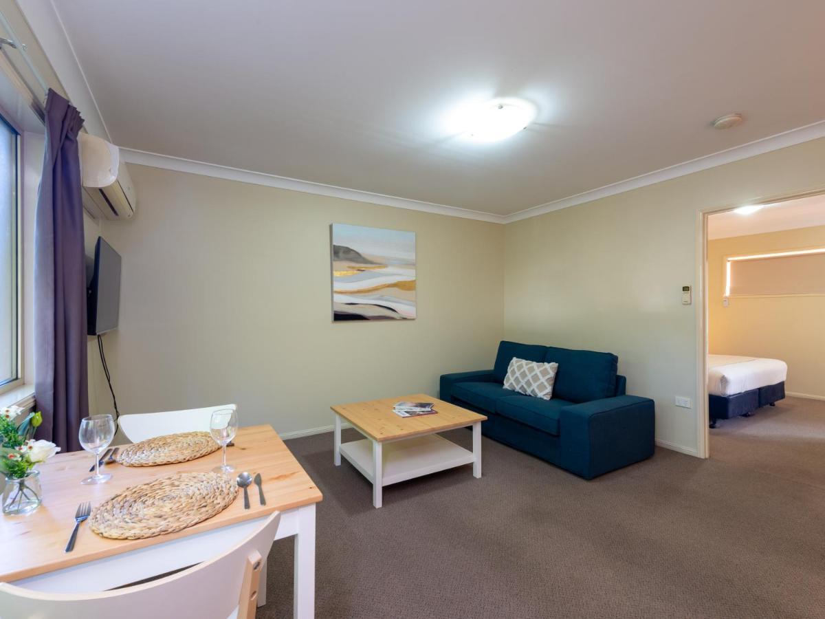 Villa Nova Motel Toowoomba Zewnętrze zdjęcie